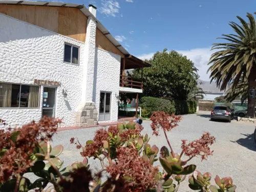 Cabanas Yunkai Hotels in Vicuna