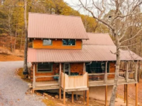 Adelaide's Den 2 Bedroom Cabin by RedAwning Hoteles en Townsend