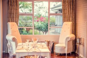 Nauntons Guest House & Wedding Venue