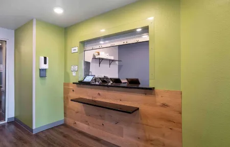 Extended Stay America Select Suites - Panama City - Callaway