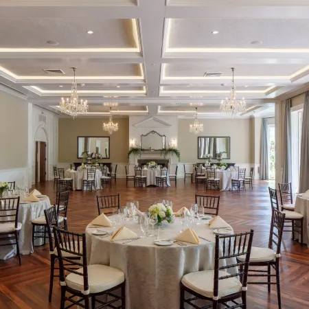 The Tidewater Inn