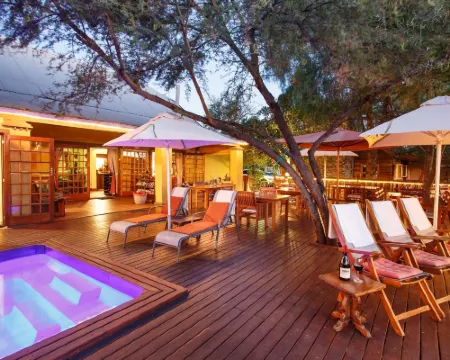 Riverside Guest Lodge Hotels in Oudtshoorn