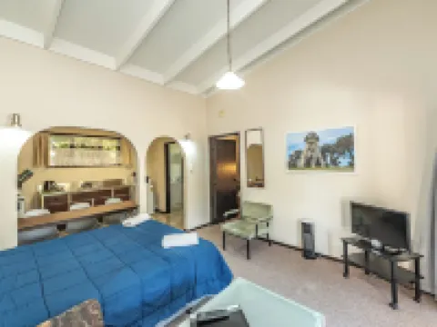 Riverside Motel Hotels in Whanganui