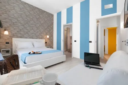 Rainbow Napoli Отели рядом со станцией PIAZZA GARIBALDI RAILWAY STATION