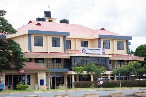 أروشا ديبلومات هوتل