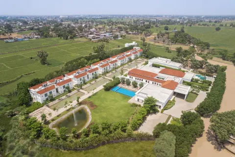 Marasa Sarovar Premiere, Bodhgaya