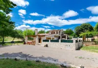 Villa Histra Hotels in 