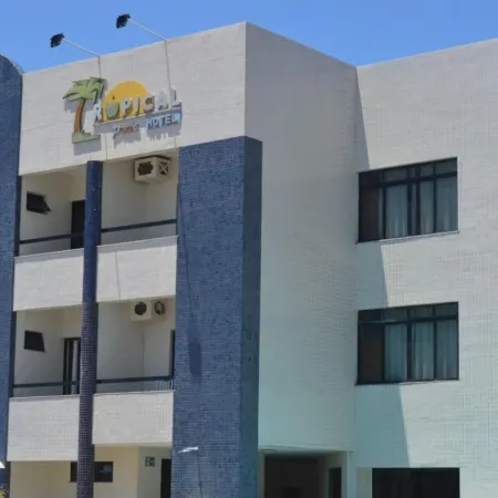 Tropical Praia Hotel Отели в г. Аракажу