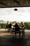 El Faro Containers Beach Hotel - sarapan