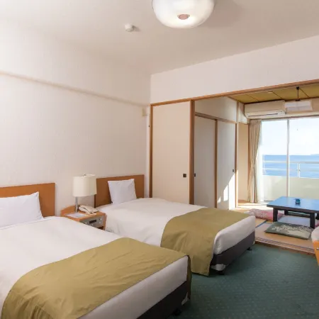 Wisterian Life Club Atami