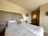 Hotel En Tilleul Hôtels à : Poligny