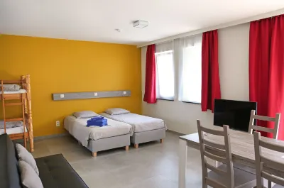 Logies Ternier Hotels in Ньюпорт