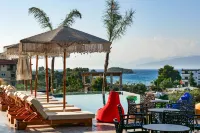 Sunlight Hotel - Beach