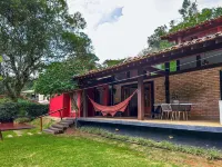 Casa na Granja Viana em Frente à Reserva Ambiental Hotels in Cotia