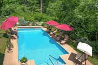 Cherry Valley Manor - Beach