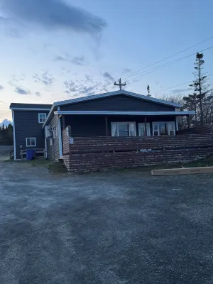 Harbour Hutch Hotels in 