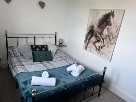 Build Your Memories Hot Tub Garden Sleeps 14 or 16 Отели в г. Порткол