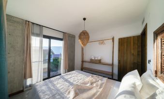 Kikonia Art & Suites