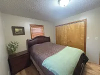Dickson Trails to Adventure, Charming 2-Bedroom House in Vienna