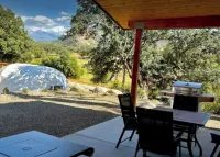 Magnificent view 2-bedroom house in charming Three Rivers with AC, WiFi
