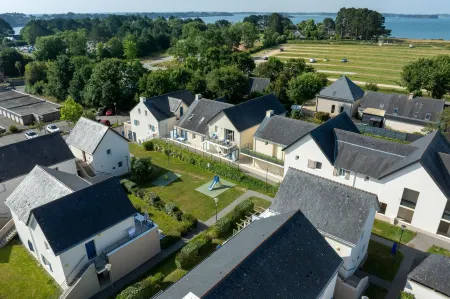 Résidence Odalys les Iles du Morbihan Отели в г. Бадан