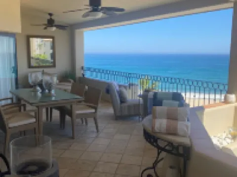 El Zalate Top Floor Beachfront 2 Bed 2 Bath beautiful white sandy beach