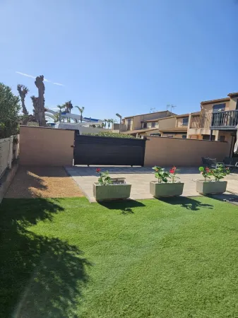 Maison Tout Confort 8 Personnes en Bord de Mer, Piscines Communes sur Place