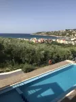 Almyrida Apartments, Large pool, 5 minutes walk from beach