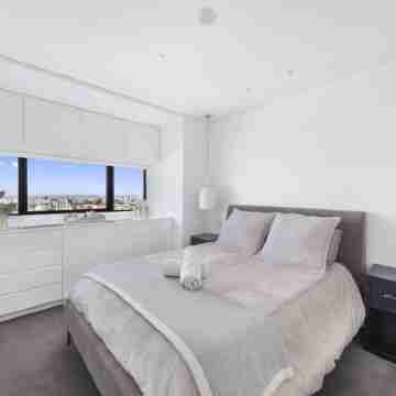 The ultimate luxury apt w panoramic harbour bridge views Rooms