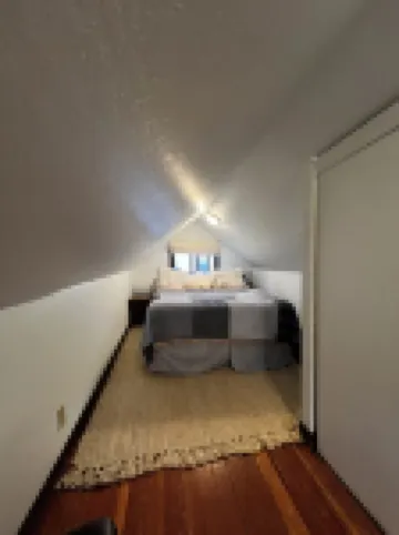 Cozy quiet & relaxing hide-a-way in the heart of Sausalito's ‘Hurricane Gulch