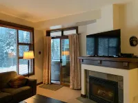Ski in/Ski Out! 2BR/2BA Condo at Sun Peaks! Comfortable & Clean! Best Location!! Hotels in Sun Peaks