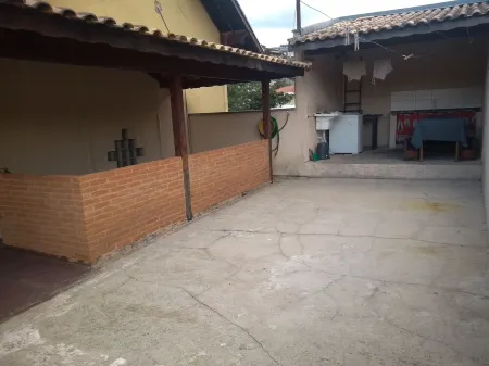 Spacious and cozy chalet/apartment 2nd and 3rd floor Отели в г. Посус-ди-Калдас