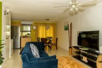 EXQUISITE 2 BEDROOM TOWNHOUSE IN SUNSHINE CITY - PORTMORE