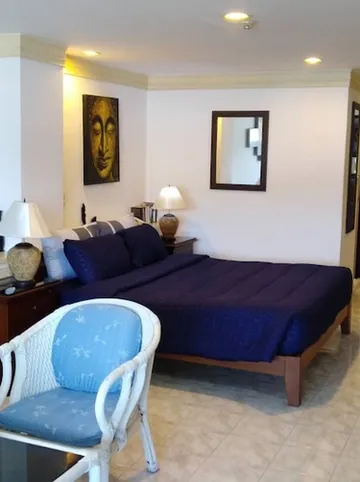 รูปภาพของSpacieux Studio, Tres Belle vue mer sur la Baie de Patong