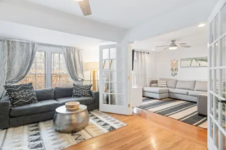 Greenport Village walking distance to all