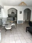 T2 apartment in residence with swimming pool and tennis court