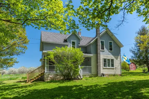 Swedish Orchard Farm Hotels in Liberty Grove