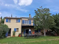 Price PROMO House Cotignac 6 pers bright beautiful garden view, all inclusive price! Hotéis em Cotignac