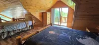 Fischer’s Secret Cabin on Private lake