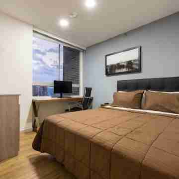 Stunning views from 25th-floor condo! El Poblado! Rooms