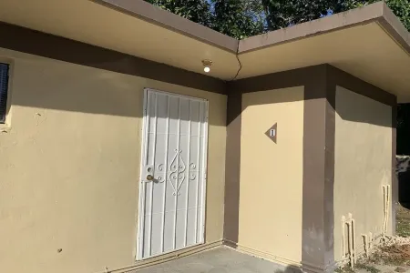 Perfect Location! 1 Bed/ 1 Bath Chalan Pago Guam Отели в г. Ордот