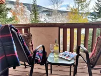Spacious 5-Bedroom Vail Home • Private Hot Tub • on Free Shuttle Route