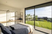 Luxury Rental, Amazing Views!Concierge Service availableMonthly Rentals