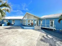 The Boathouse STX, with a maginifcant view of Buck Island and Salt River! Отели в г. 