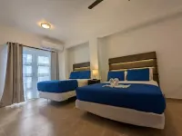 Elegant Ocean-Front Apartment, PRIVATE Jacuzzi,BBQ