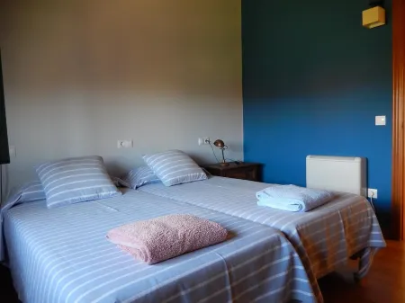 Porto Do Son: Old country hause, refurbished with a 1.500 garden