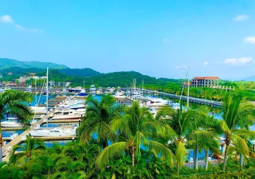 Relax in front of Ixtapa's beautiful Marina.