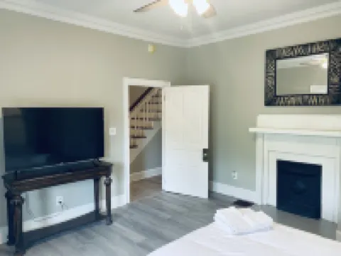 Historic Pursuit of Happyness