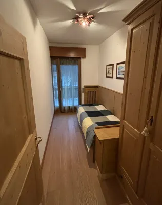 Bright and spacious apartment, convenient to services, only 30 minutes from Cortina