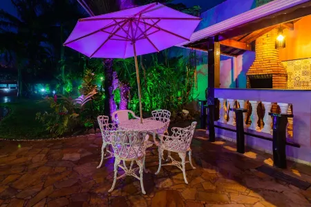 Paradise in Peruíbe.<br>House for up to 25 people.